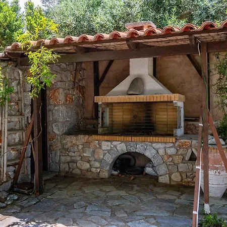 Tranquil Stone Garden House Holiday home